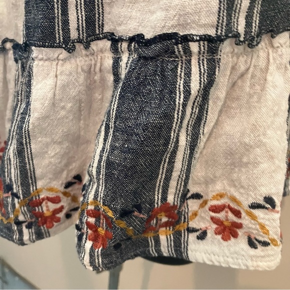 5/$20 Knox Rose boho hippie linen blend flowy top, M - Picture 3 of 10